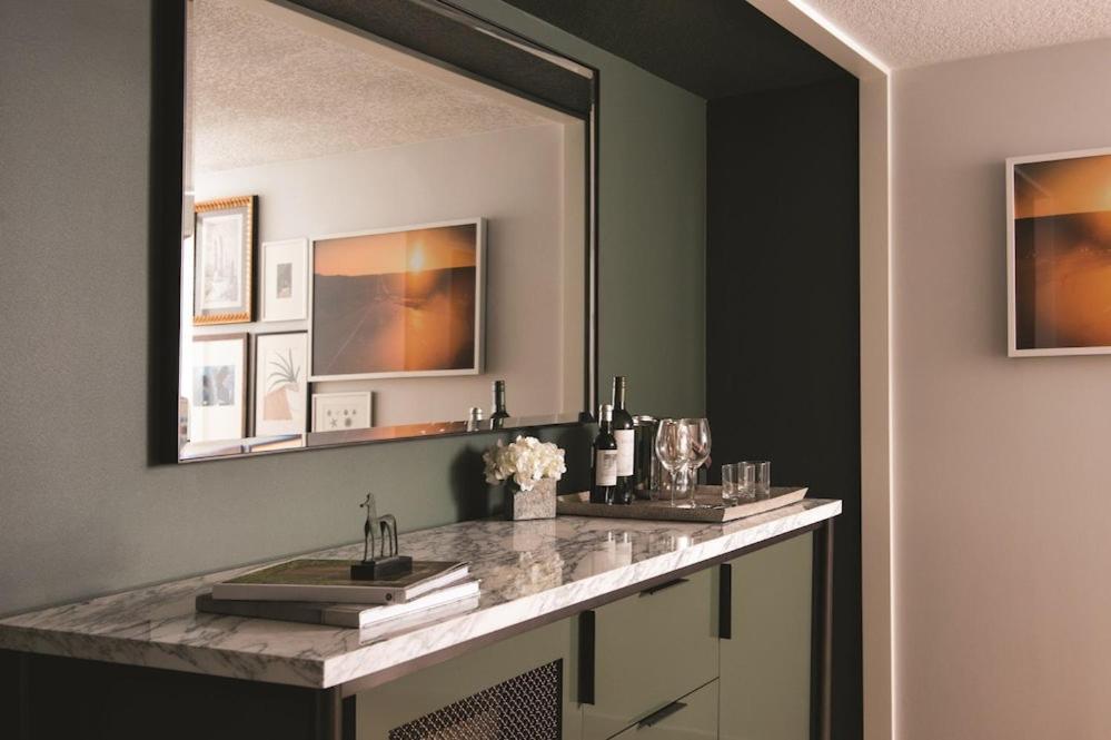 Park Mgm Las Vegas By Suiteness Room photo