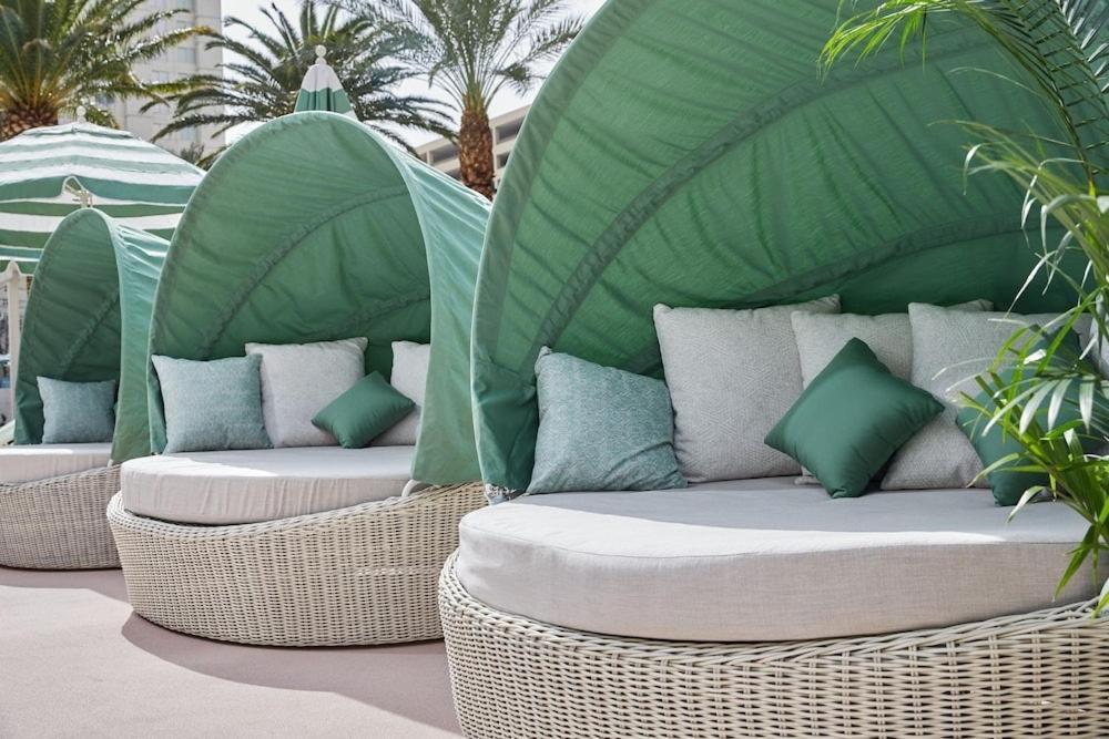 Park Mgm Las Vegas By Suiteness Exterior photo